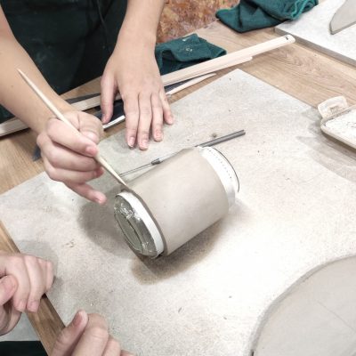 Taller de cerámica Taller de modelado en cerámica | Talleres de Artesanía y Ocio Creativo en Barcelona